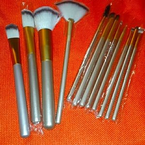 Bundle of Brushes